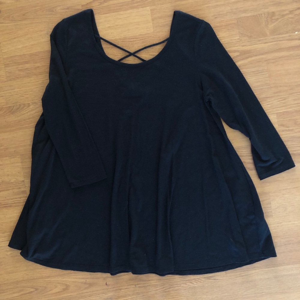 LovebyDesign Long-sleeved Black Blouse